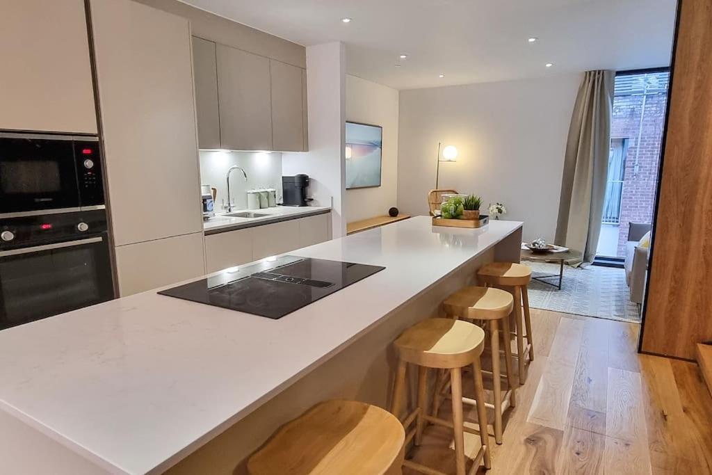 Stunning Luxury Townhouse In Centre Of Manchester Exterior foto