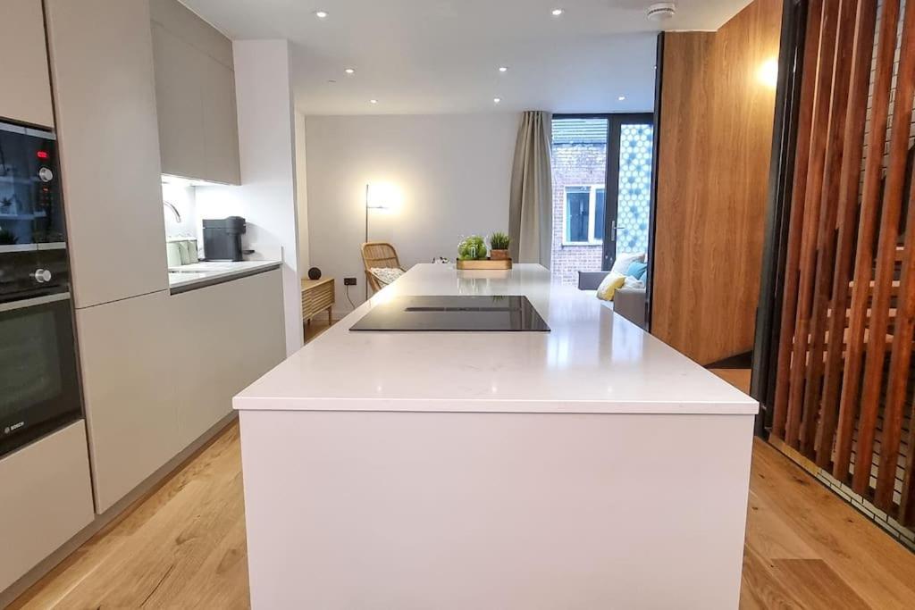 Stunning Luxury Townhouse In Centre Of Manchester Exterior foto